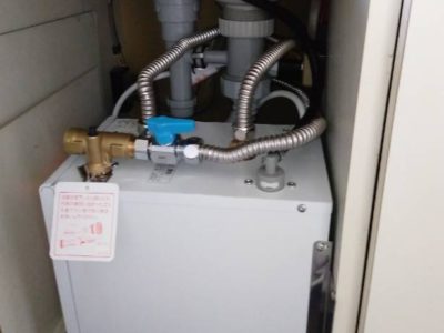 小型電気温水器＜LIXIL　EHPN-F6N5＞東京都練馬区